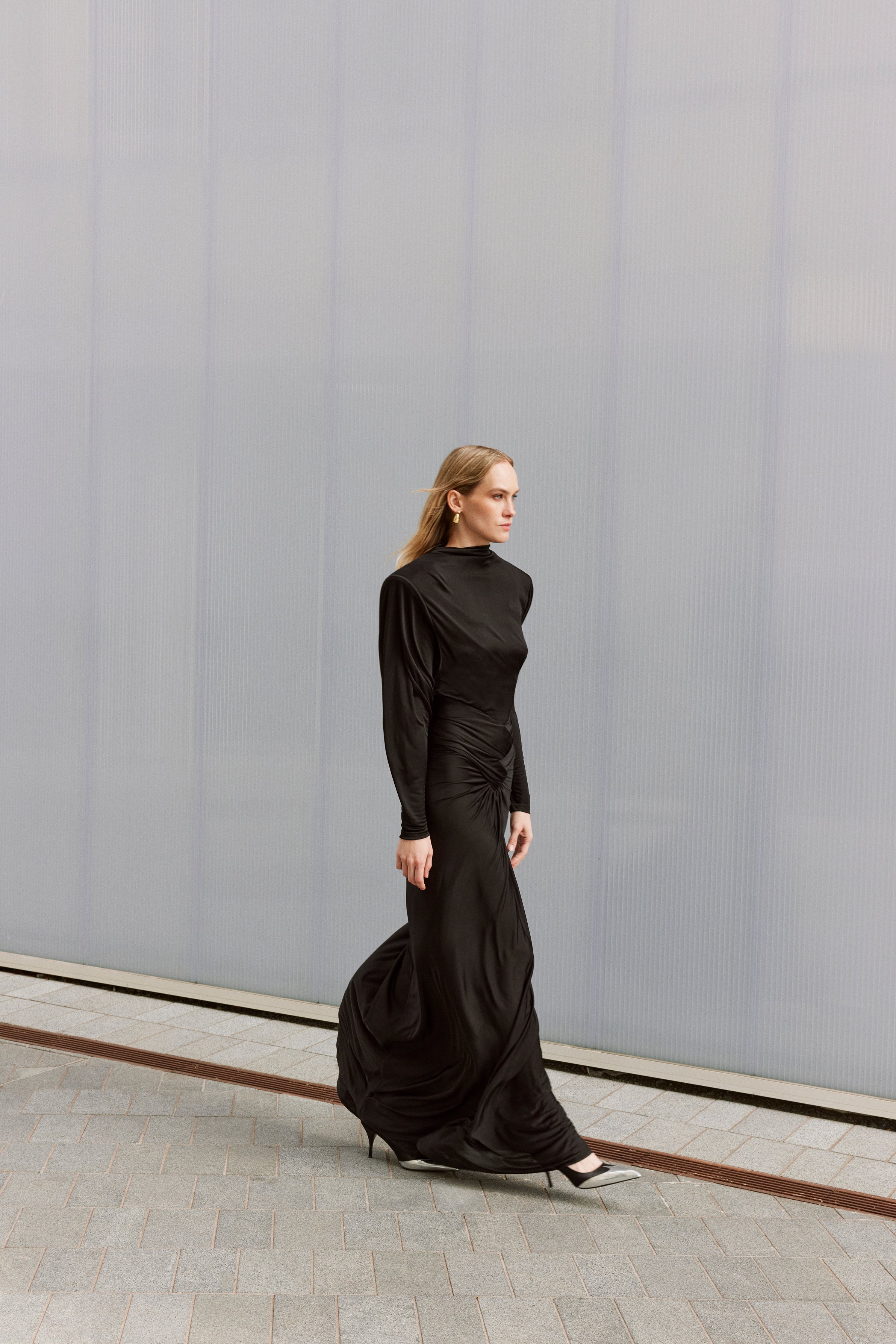 gown with shoulder pads